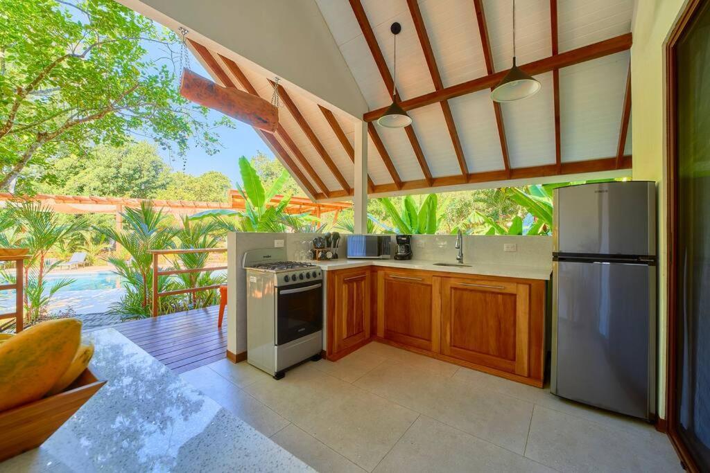 Casa Kristel - Exquisite Villa Getaway Puerto Viejo de Talamanca Eksteriør billede