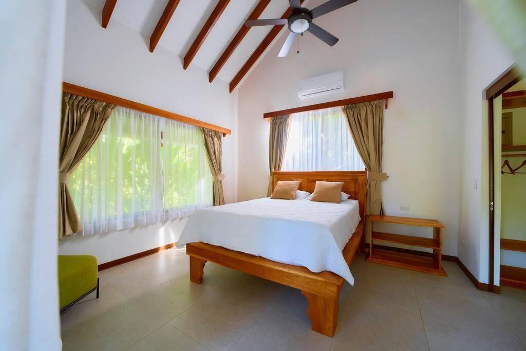 Casa Kristel - Exquisite Villa Getaway Puerto Viejo de Talamanca Eksteriør billede