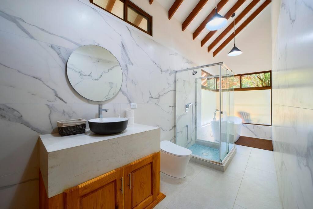 Casa Kristel - Exquisite Villa Getaway Puerto Viejo de Talamanca Eksteriør billede